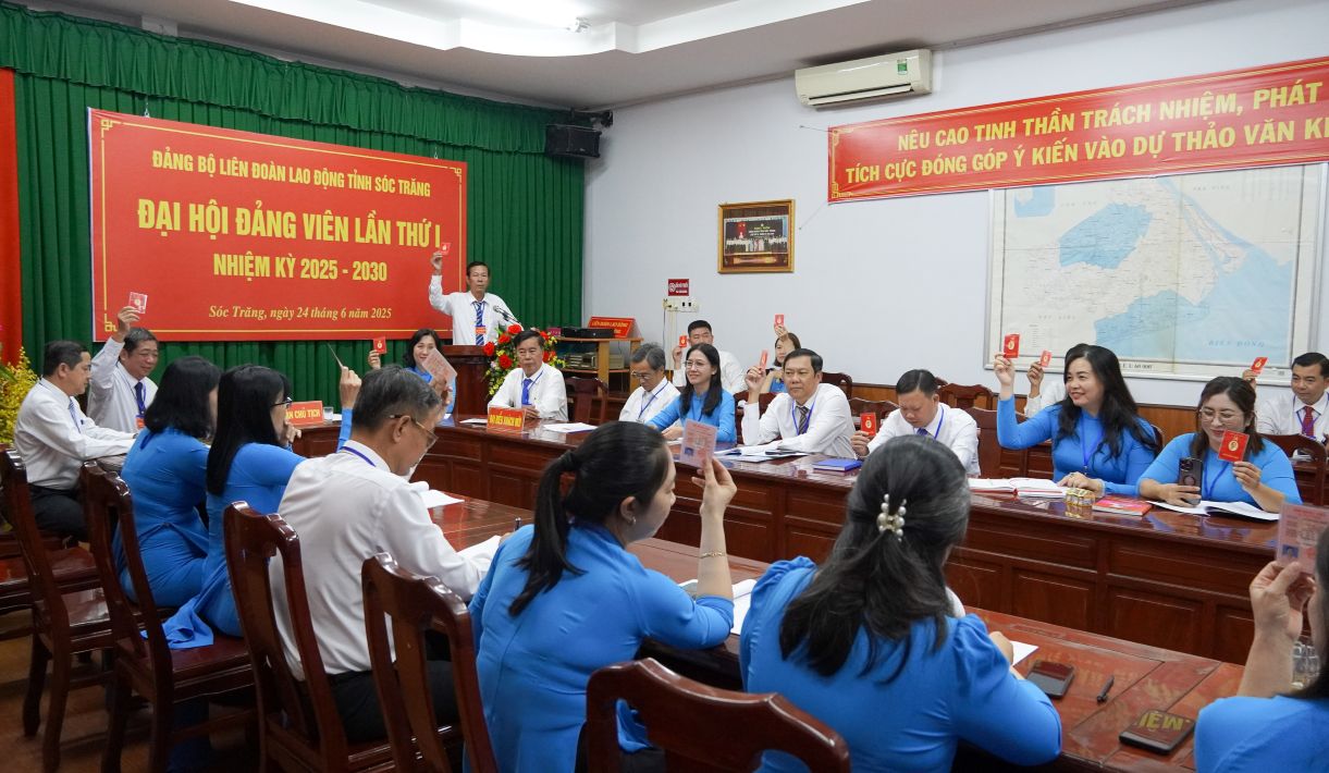 Dai hoi bieu quyet cac muc tieu, phuong huong nhiem vu nhiem ky 2025 - 2030. Anh: Phuong Anh