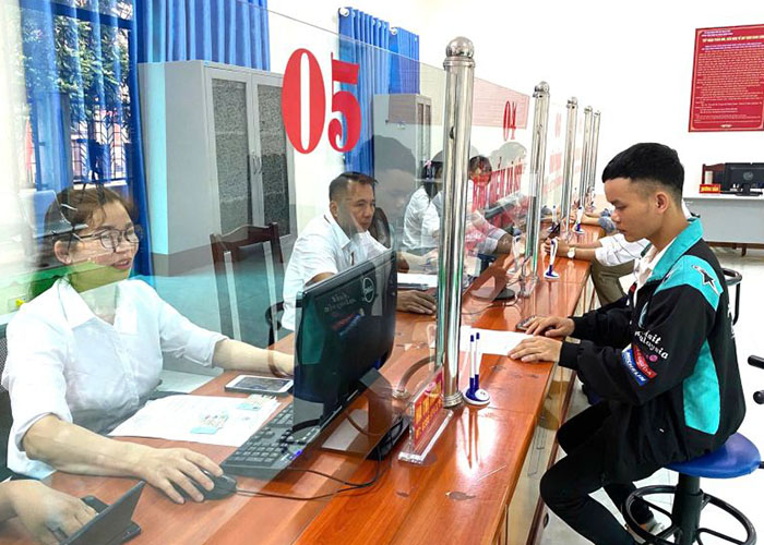 Lai Chau conducted a trial of submitting documents and handling administrative procedures in 38 communes and wards. Photo: Lai Chau Electronic Information Portal