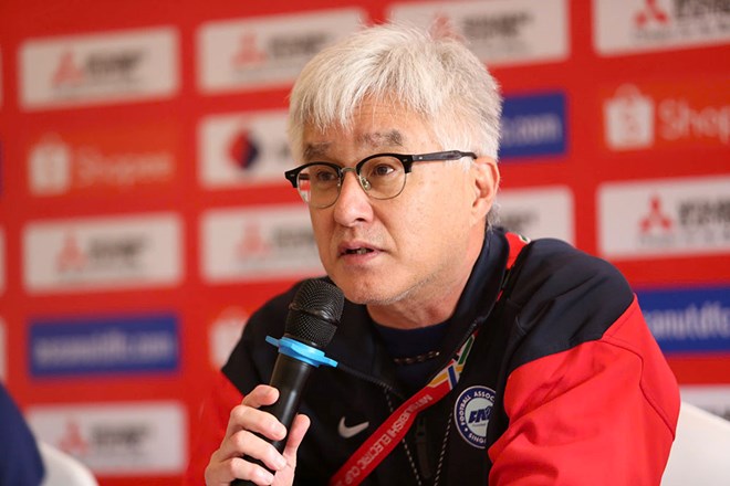 El entrenador Tsutomu Ogura renuncia a la posicion de Singapur. Foto: Huu Pham