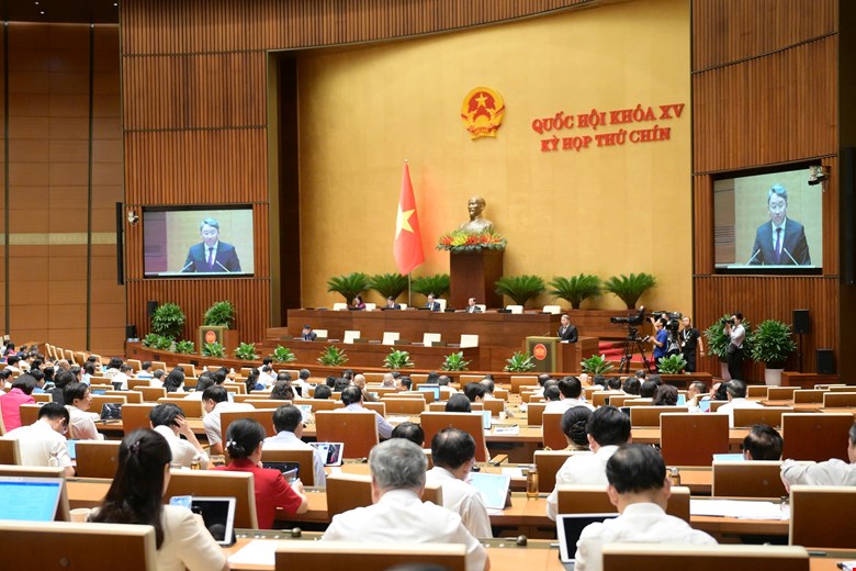 Quốc hội chính thức bỏ hình phạt tử hình với 8 tội danh. Ảnh: Quochoi.vn