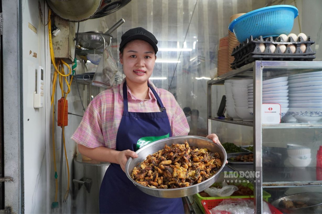 Chi Nguyen Thi Tuyen la chu quan canh ca ro Hieu Luc. Anh: Anh Duc