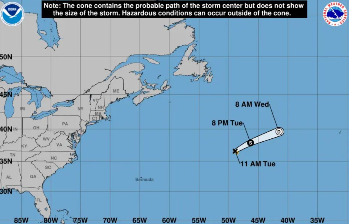 Bao Andrea xuat hien giua. Anh: NOAA