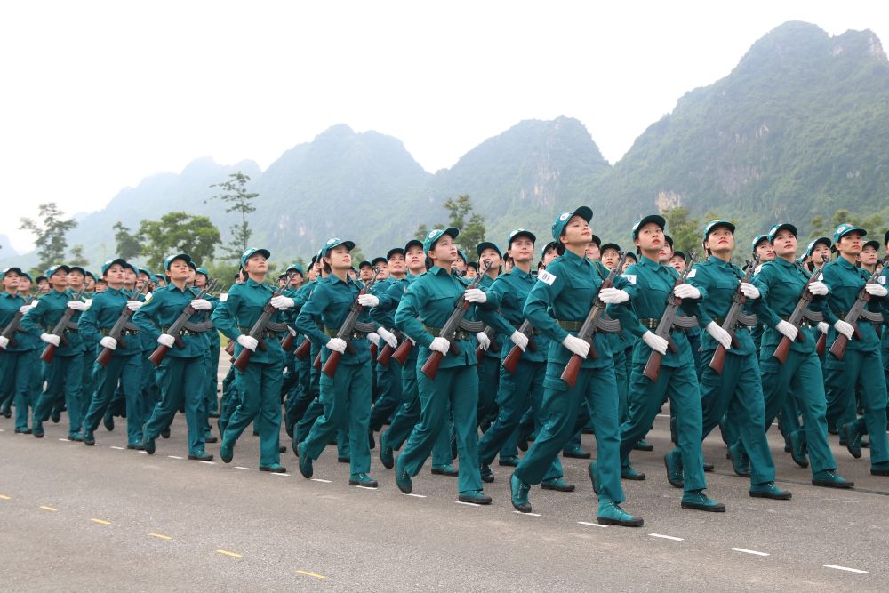 Khoi nu dan quan cac dan toc Viet Nam. Anh: Tran Vuong
