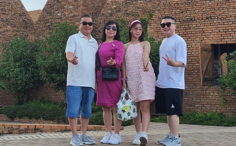 De deseos significativos a los padres con motivo del dia de la familia de Vietnam 28.6. Foto: Tuan dat