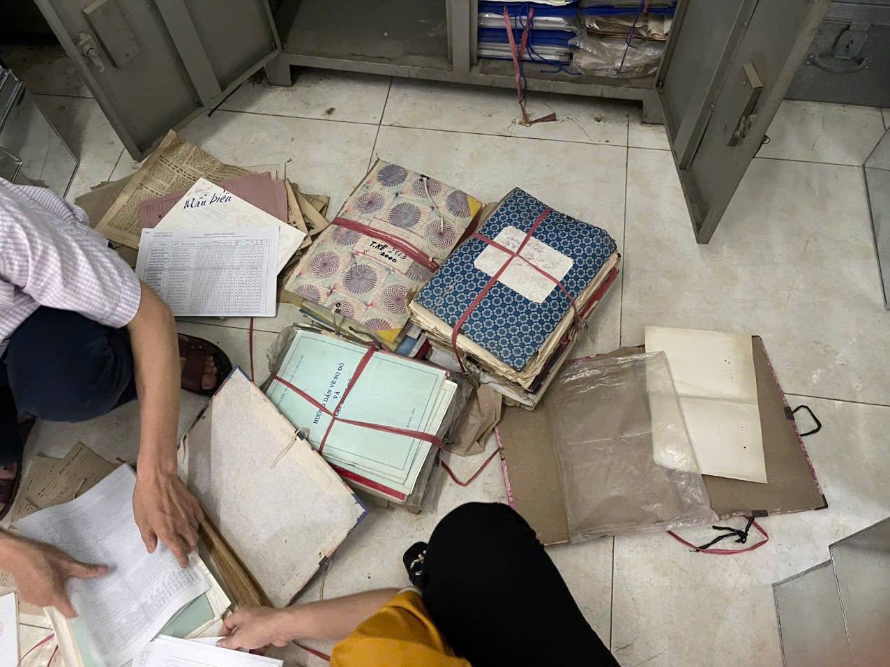 Many localities across the country, including Khanh Hoa, are digitizing documents when reorganizing the administrative apparatus. Photo: Anh Tuan