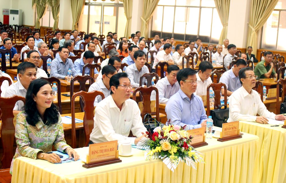Dai bieu du Hoi nghi tong ket chuong trinh xoa nha tam, nha dot nat tinh An Giang nam 2025. Anh: Luc Tung