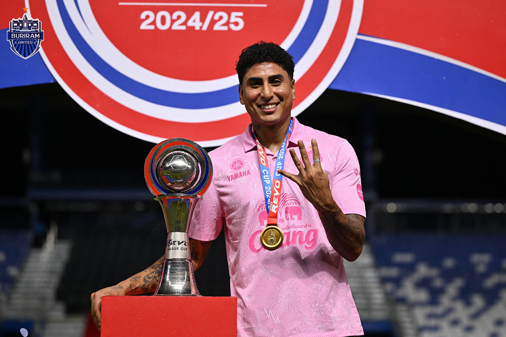 Former player in Real Madrid's youth training system - center back Marcelo Djalo did not come to Vietnam to play as rumored. Photo: Buriram United Club