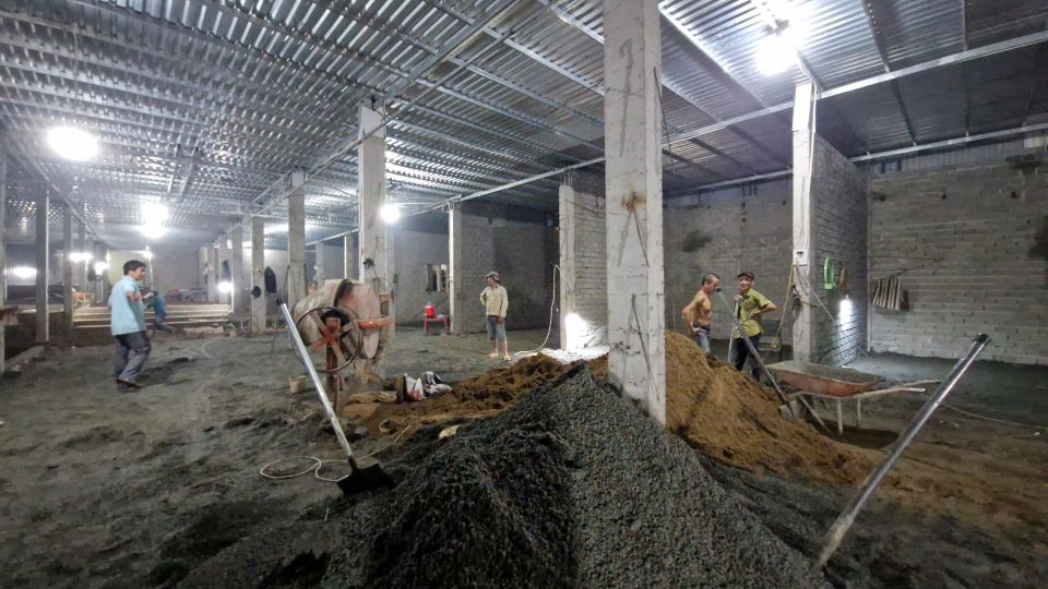 Bên trong công trình xây dựng trái phép. Ảnh: Lam Hồng