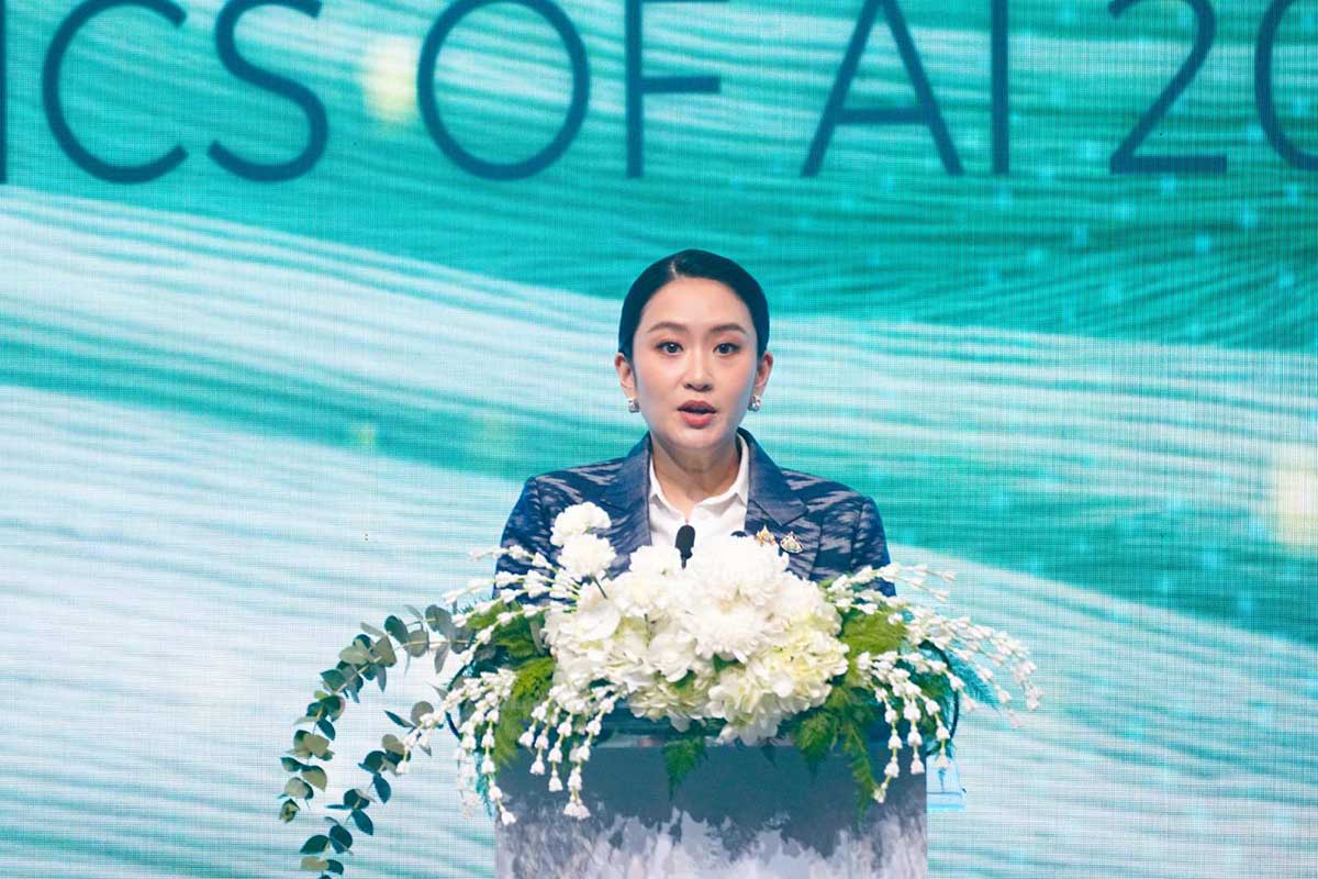 Thu tuong Thai Lan Paetongtarn Shinawatra tham du va phat bieu khai mac.