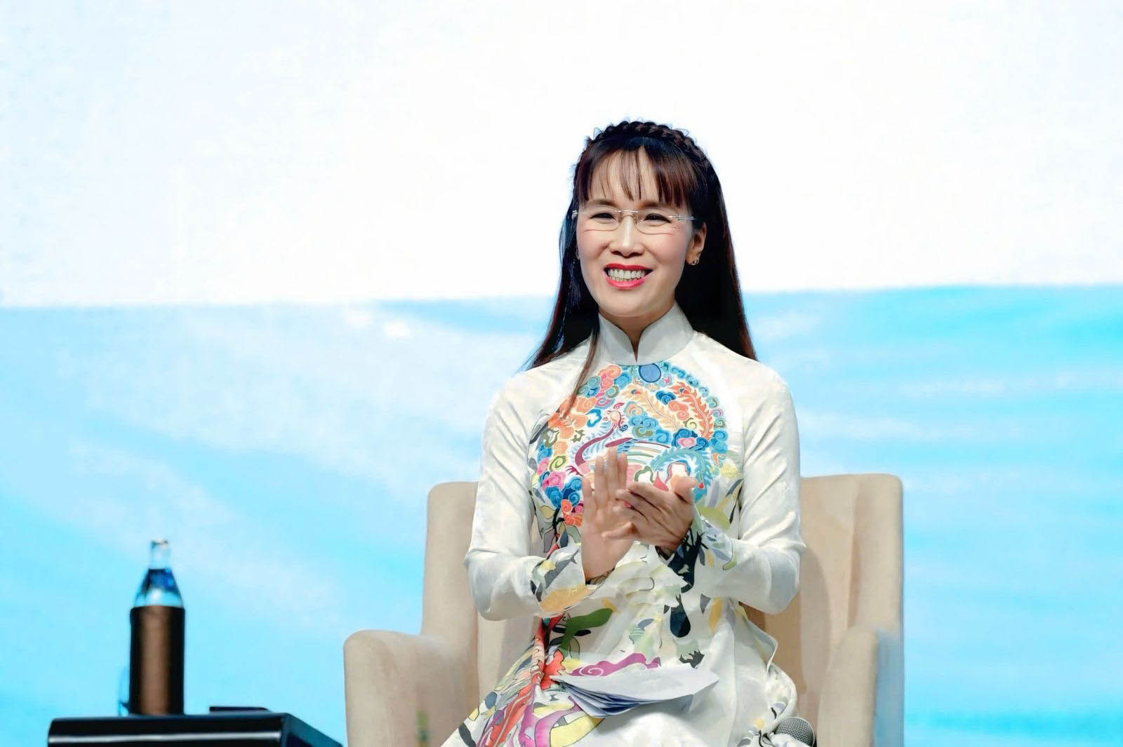 Tien sy Nguyen Thi Phuong Thao chia se tai Dien dan toan cau UNESCO lan thu 3 ve Dao duc AI.