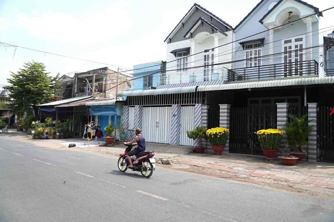 Khoang 170 ho dan da di doi khoi khu cong nghiep Bien Hoa 1, TP Bien Hoa, Dong Nai. Anh tu lieu: HAC