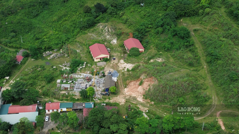 Khu vực làm ván ép và đúc khấu kiện bê tông để đào tạo nghề cho học viên tại Cơ sở cai nghiện ma túy số 2 Lào Cai. Ảnh: Đinh Đại