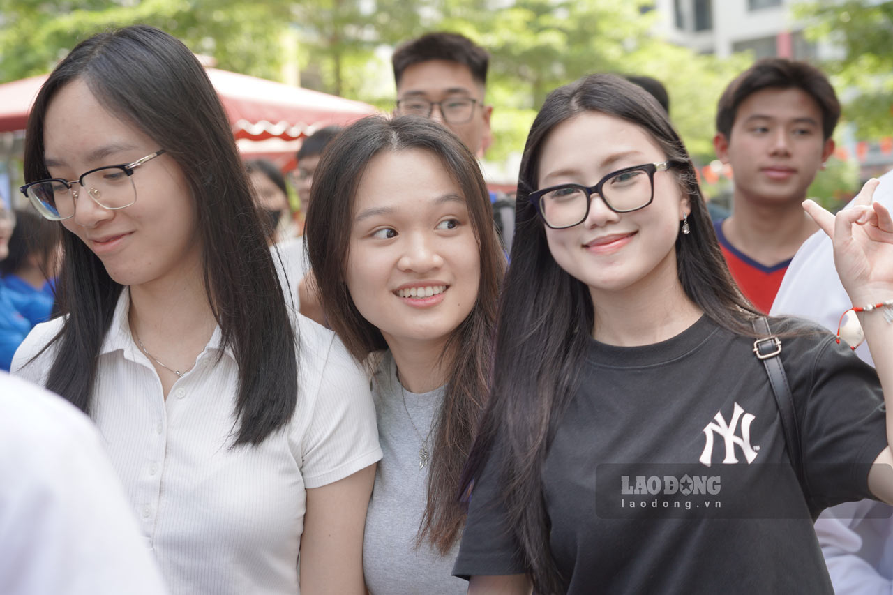 The 2025 high school graduation Literature exam according to the new program is good and open