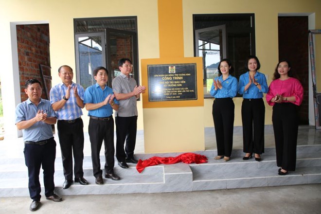 Chỗ ở ổn định giúp thầy cô yên tâm bám lớp