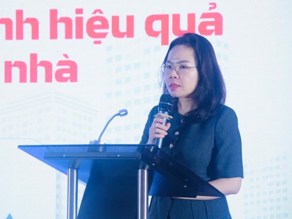Ms. Ha Thu Giang - Director of the Department of Credit for Economic Sectors under the State Bank of Vietnam shared at the Workshop.