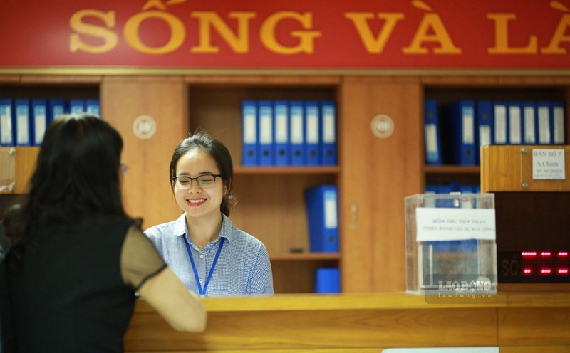 Non-professional people at the commune level returning to the village are not entitled to the policy according to Decree 154. Photo: Hai Nguyen.