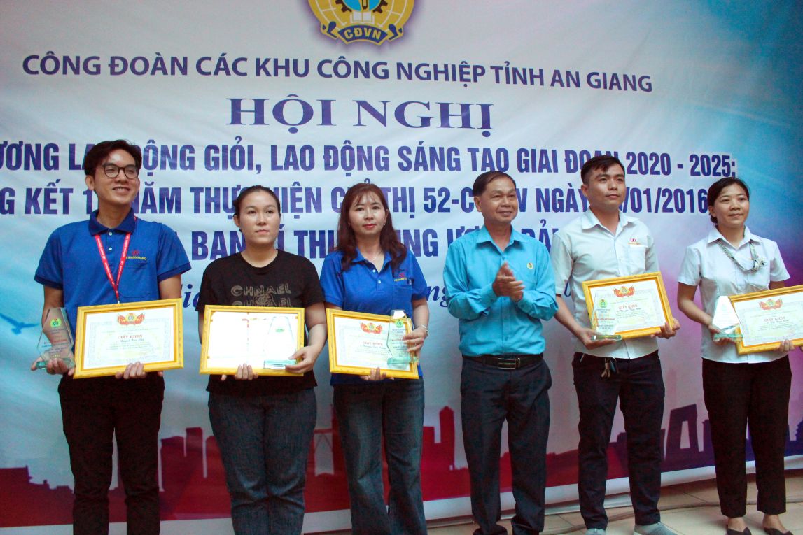 Cong doan cac khu cong nghiep tinh, 1 trong 15 Cong doan cap tren truc tiep co so o An Giang bi giai the, cham dut hoat dong tu 30.6.2025. Anh: Thanh Mai