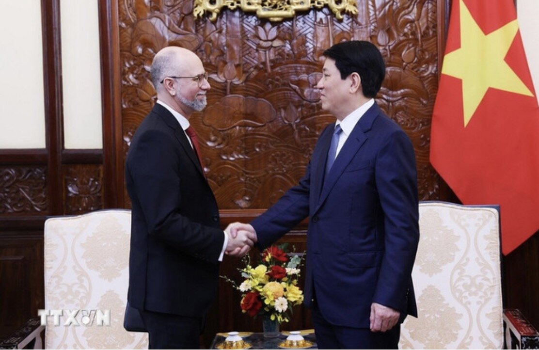 Politburo member and President Luong Cuong received Canadian Ambassador Shawn Perry Steil. Photo: VNA