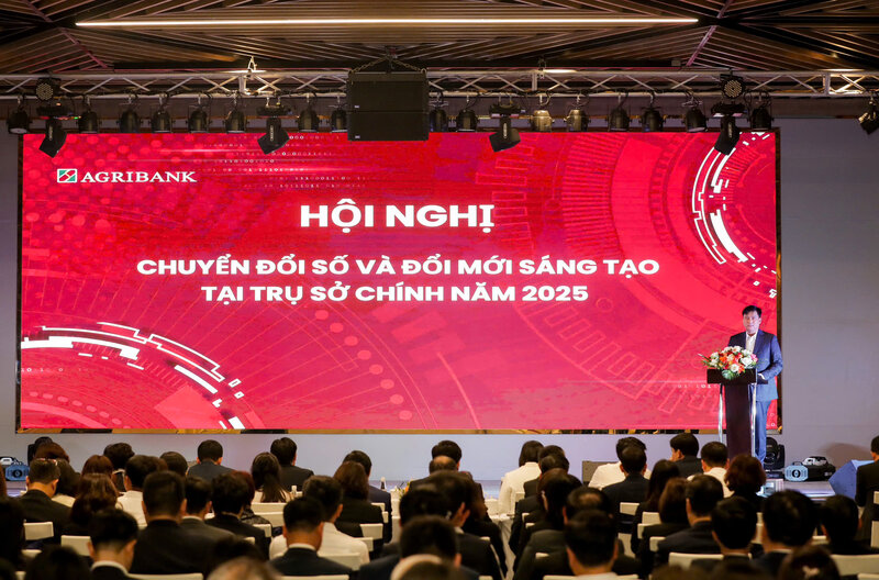 Agrbank luon chu trong cong tac dao tao, pho cap va nang cao nhan thuc va hieu biet ve chuyen doi so cho can bo, nhan vien. Anh: Agrbank
