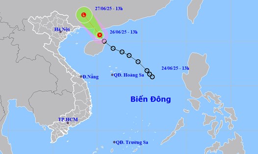 Cập nhật hướng di chuyển của áp thấp nhiệt đới. Ảnh: NCHMF