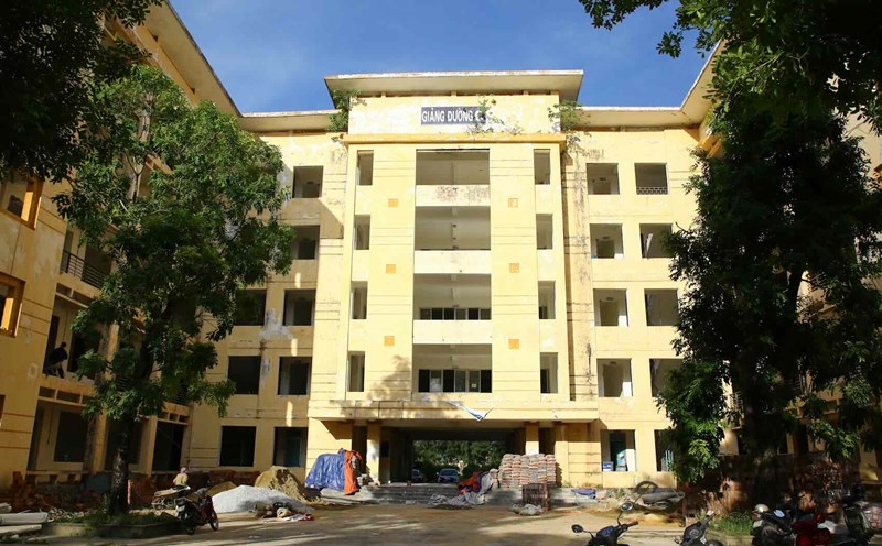 The C-room giangct floor of Quang Binh University was renovated into a public housing unit after the merger. Photo: Cong Sang