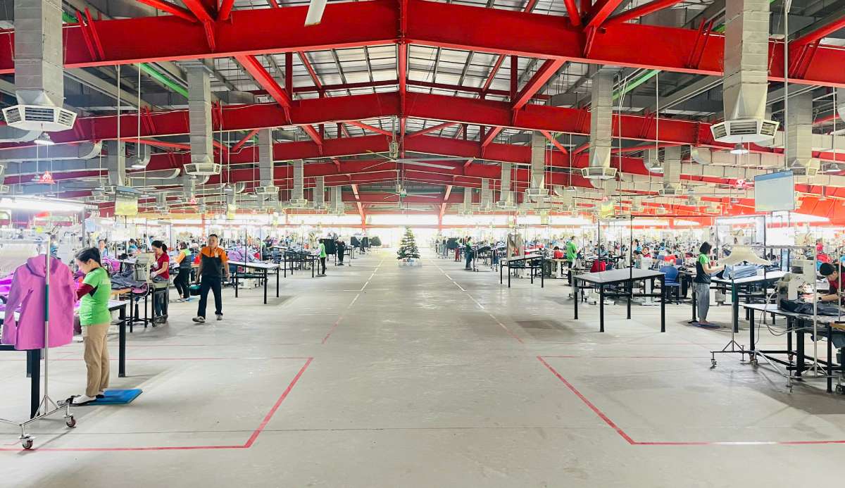 Workers working at enterprises in Nam Dinh province. Photo: Ha Vi