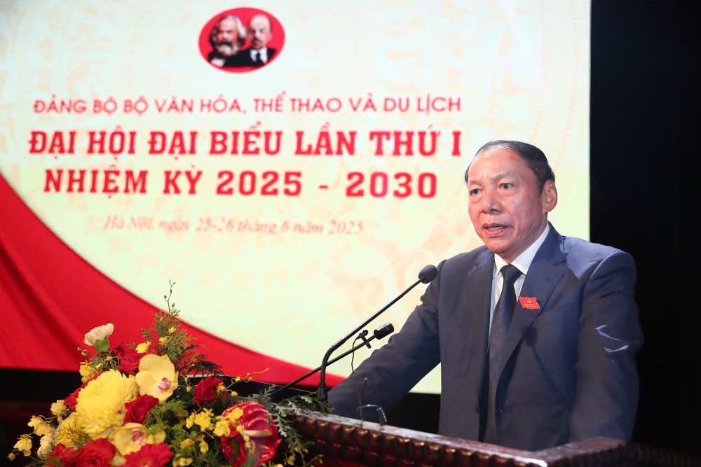 Minister of Culture, Sports and Tourism Nguyen Van Hung delivered the closing speech at the Congress. Photo: Tran Vuong