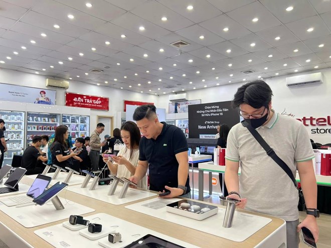 5 common misconceptions about smartphones you should not make. Photo: Minh Khue