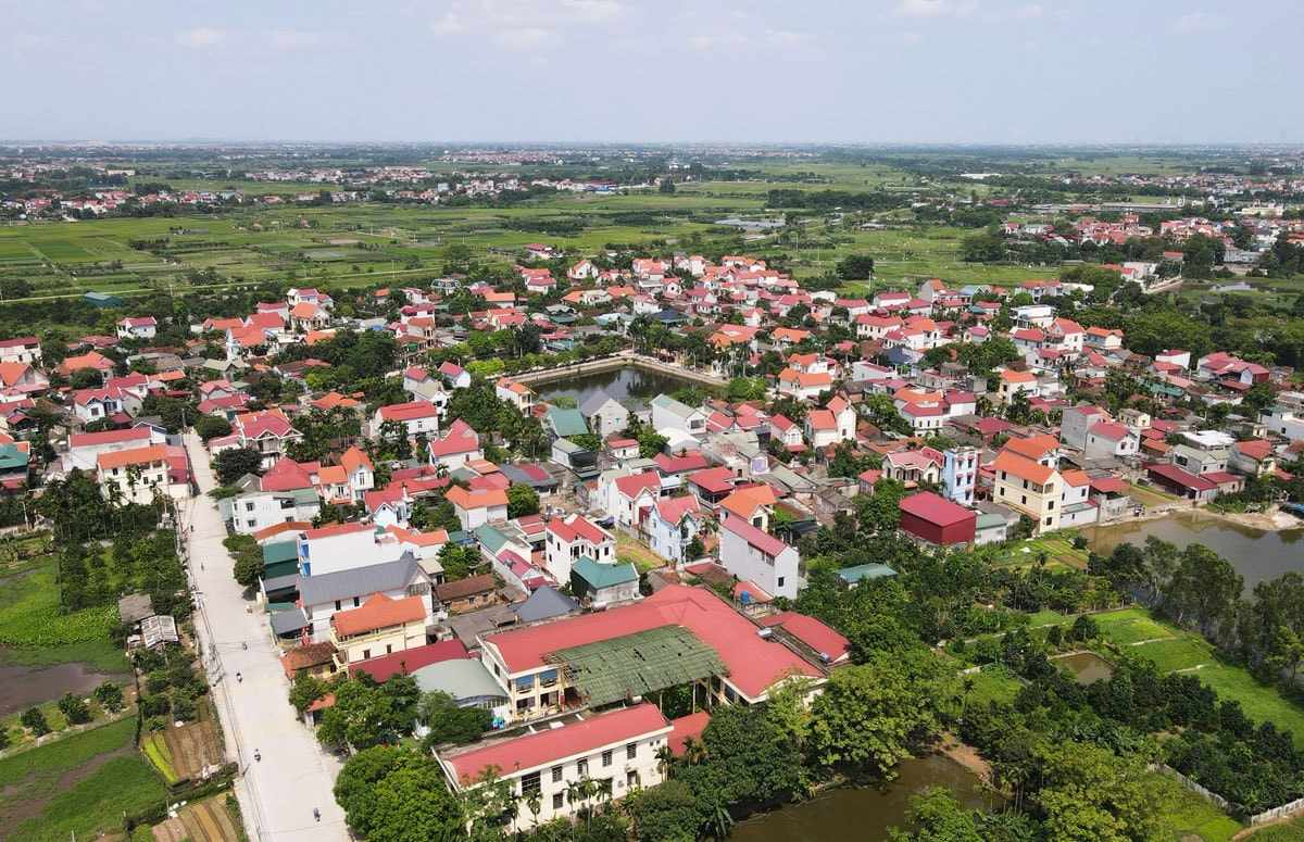 Hanoi asigna tierras a Phuc tho District para trabajar como un proyecto para construir infraestructura tecnica para la subasta de los derechos de uso de la tierra en Cat HA. Foto: Nguyen Quang