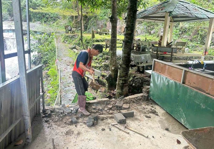 Los lideres provinciales solicitaron un aumento en la escuela de monitoreo y supervision, y la construccion de construcciones ilegales no ocurrio. Foto: Lam Hong
