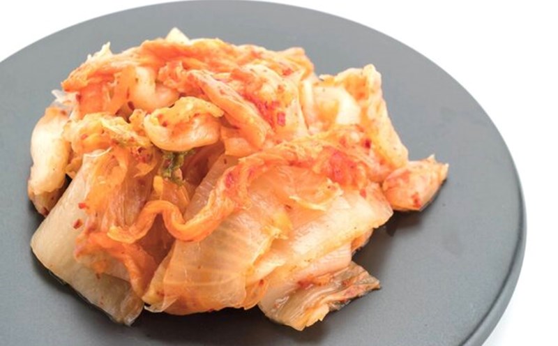 Which is better with salted mustard and kimchi? Photo: Thuy Duong