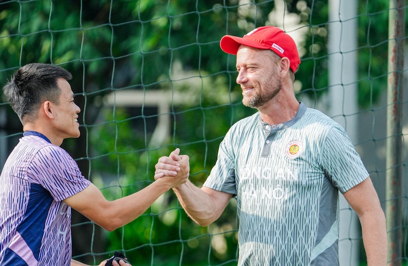 Coach Polking is confident that he and Hanoi Police will win the National Cup