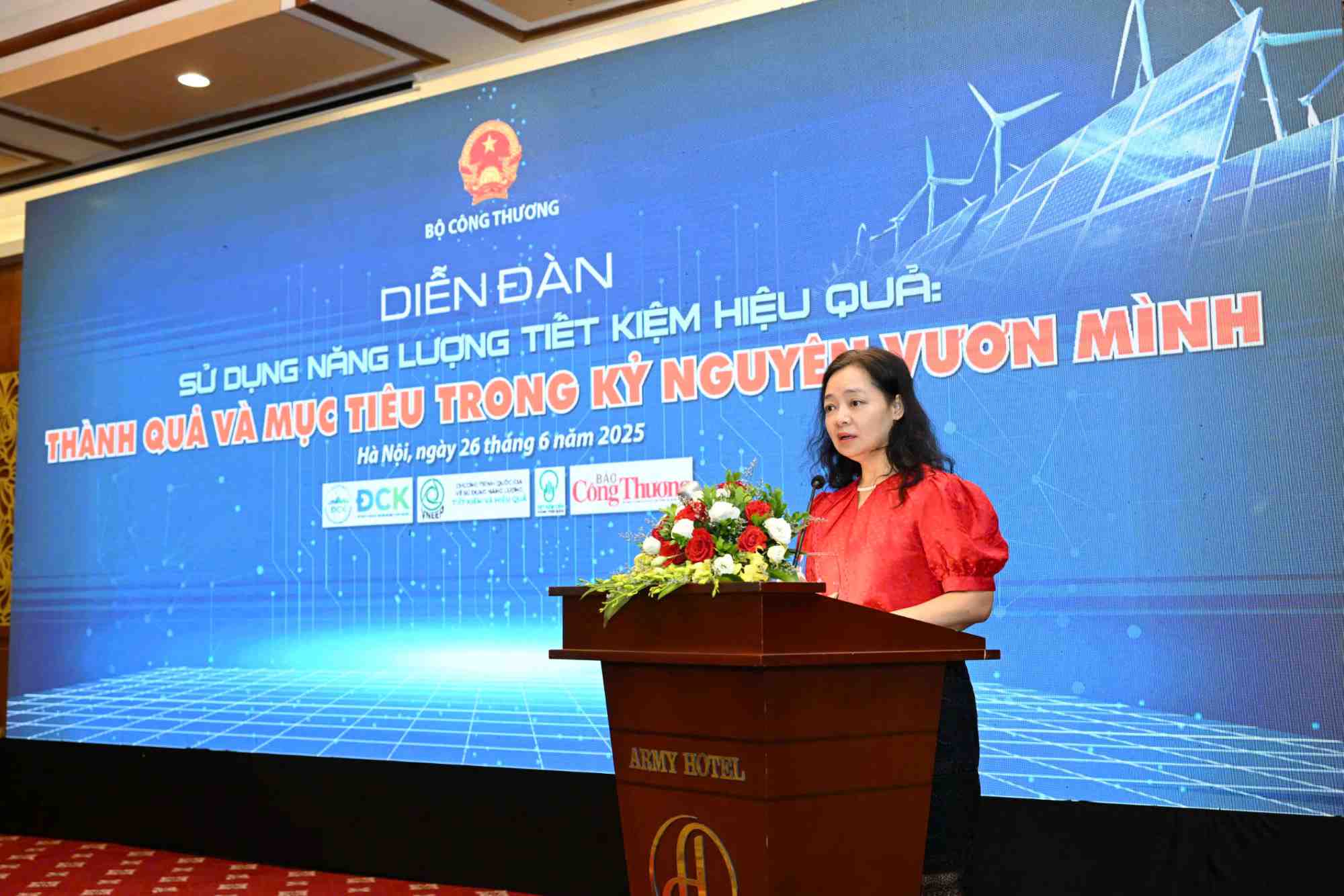 Ms. Nguyen Thi Lam Giang - Director of the Department of Innovation, Green Transformation and Public Upgrade. Photo: Minh Quang