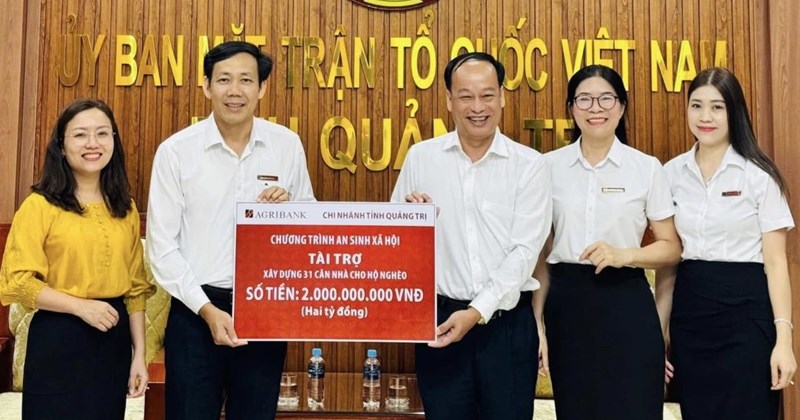 Tritrade Agribank Quang Tri Trade Union donates 2 billion VND to support ...