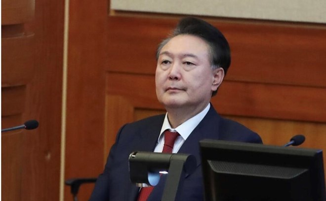 El ex presidente surcoreano Yoon Suk Yeol asistio a su sesion de juicio politico en el Tribunal Constitucional de Seul, Corea del Sur, 20 de febrero. Foto: Xinhua