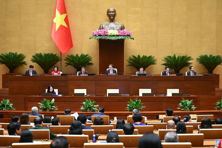 Dự thảo Nghị quyết về chất vấn tại Kỳ họp thứ 9, Quốc hội khóa XV vừa được Quốc hội thông qua yêu cầu tăng cường giám sát