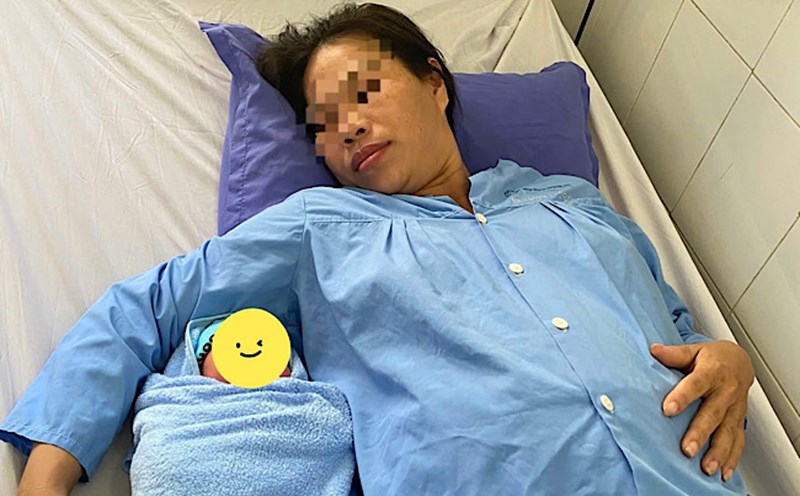 The mother was saved after her preeclampsia. Photo: Bac Quang Binh General Hospital