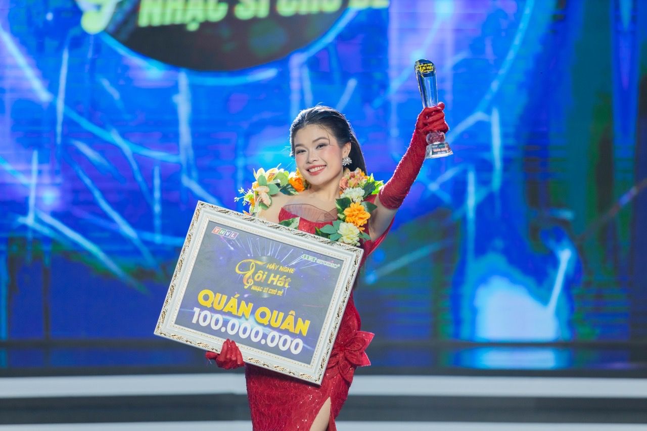 Revealing the champion of Listen to Me Sing 2025. Photo: Jet provided.