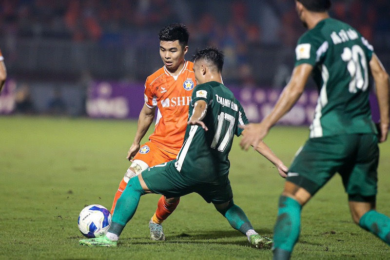 Tran dau khep lai hiep 1 ma khong co ban thang nao duoc ghi. Anh: Thanh Vu