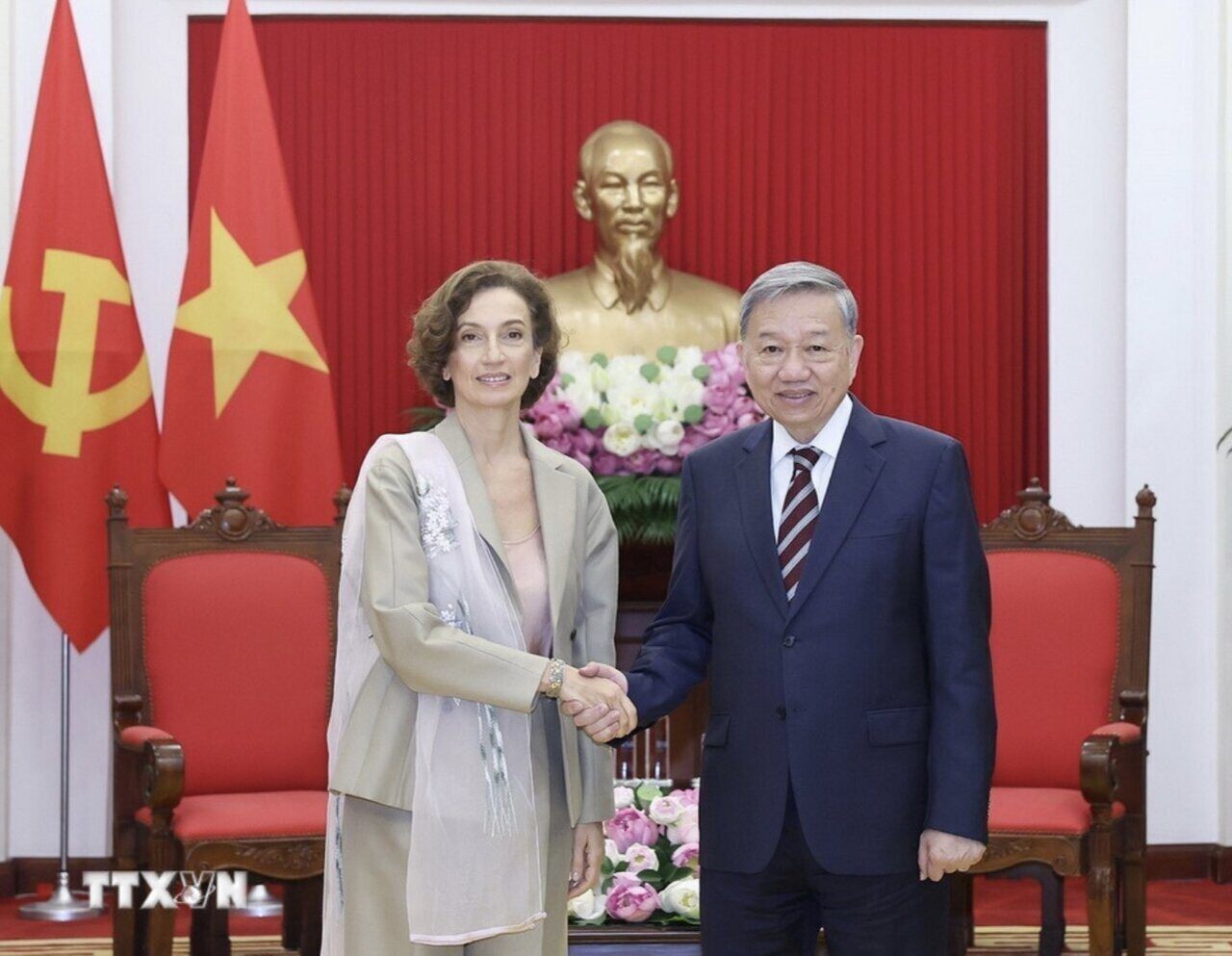 General Secretary To Lam had a meeting with UNESCO Director General Audit Azoulay. Photo: VNA