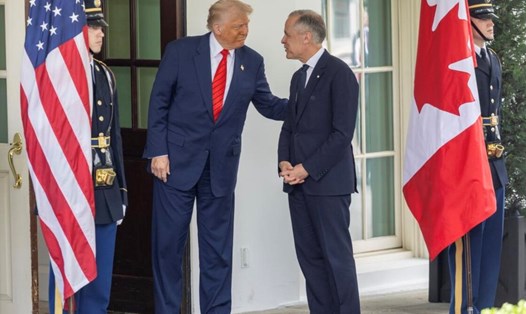 Tổng thống Mỹ Donald Trump và Thủ tướng Canada  Mark Carney. Ảnh: Xinhua