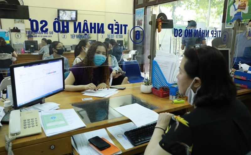 From July 1, 2025, employers who meet the conditions specified in Decree 158/2025/ND-CP will be temporarily suspended from paying pension funds and dying. Photo: Hai Nguyen