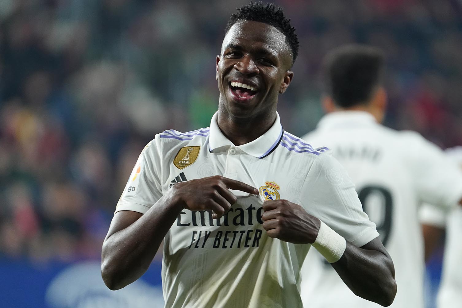 Vinicius Jr dang dan lay lai hinh anh dinh cao trong mau ao Real Madrid. Anh: AFP