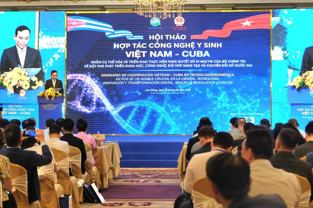 Ong Tran Luu Quang, Bi thu Trung uong Dang, Truong Ban Chinh sach, chien luoc Trung uong phat bieu tai Hoi thao. Anh: Lam Hong