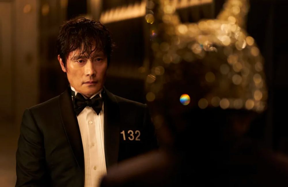 Front Man (Lee Byung Hun) xuat hien nhieu hon o mua 3. Anh: Netflix