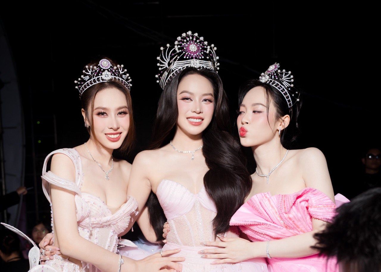 Top 3 Miss Vietnam 2022. Photo: Sen Vang.