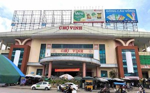 Tiểu thương Chợ Vinh nỗ lực đổi mới phương thức kinh doanh