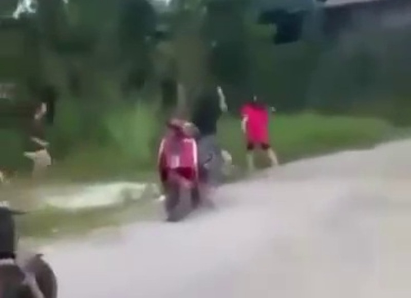 Nữ sinh ở Thanh Hóa dùng dao chém nhau, hai em nhập viện