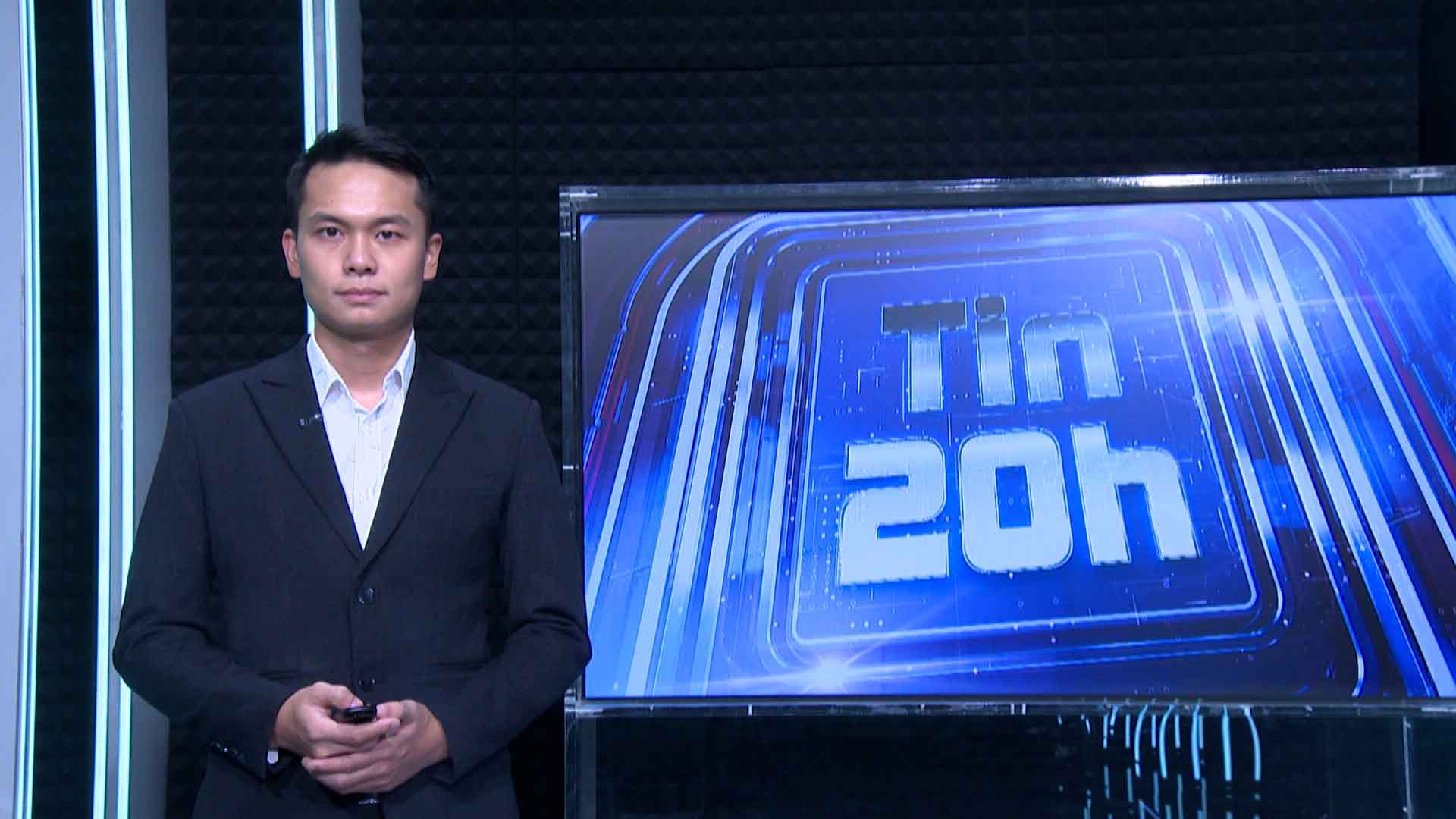 20h News: Many individuals who used to work at agencies that owe printing shops in Lao Cai have retired