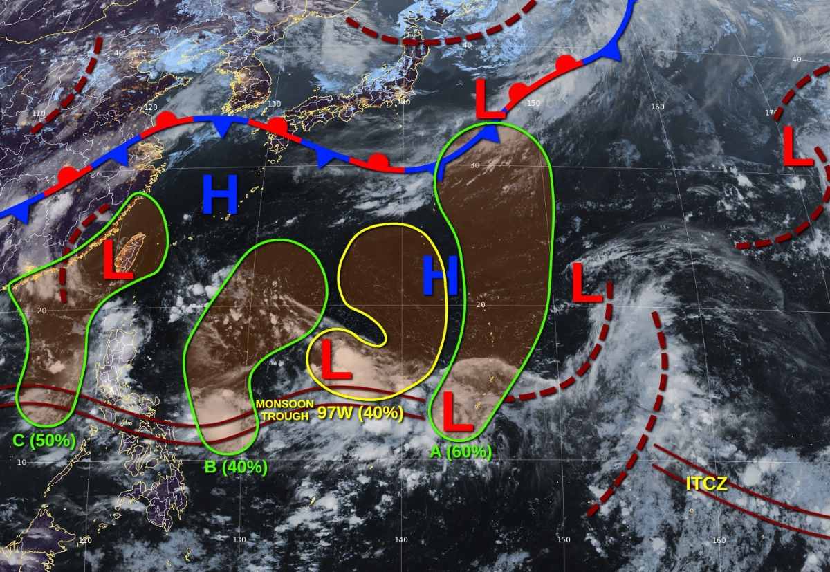 JTWC theo doi 4 khu vuc ap thap/nhieu dong. Anh: JTWC